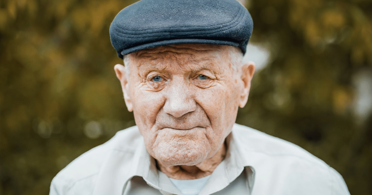 Envelhecer: Velhice será classificada como doença pela OMS - Código MG2A